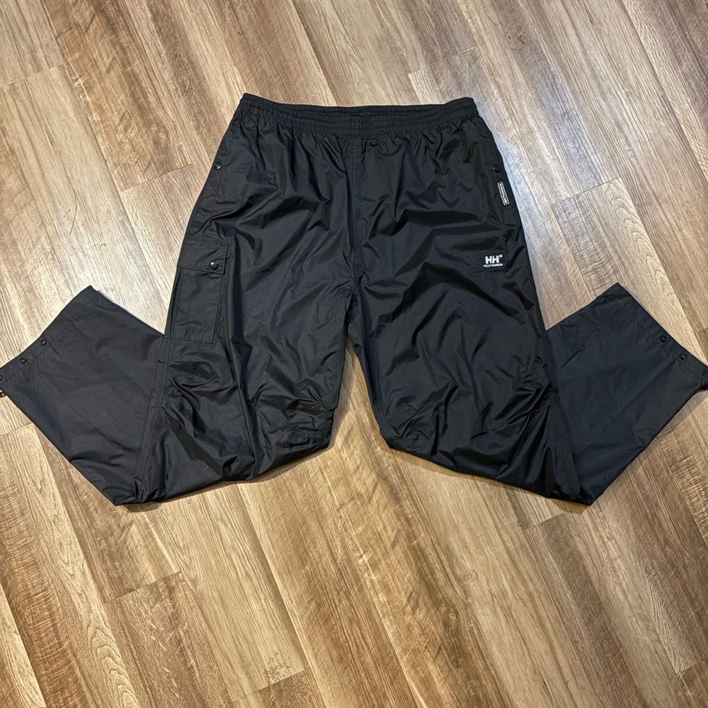 SOLD Helly Hansen Black Mesh-Lined Pants